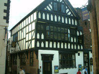 Custom House Inn is an old style Pub located on Watergate Street